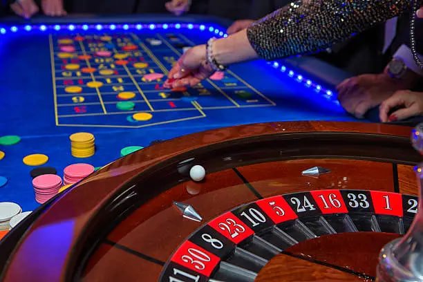 Metode pembayaran pokerboya: DANA, OVO, GoPay, LinkAja, dan QRIS